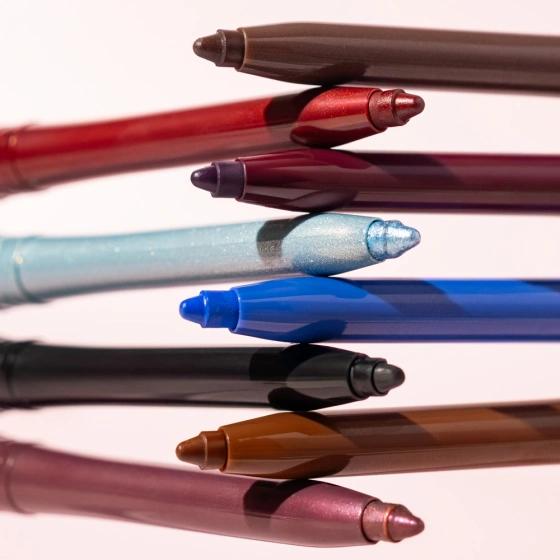 Kliknij na zdjęcie, aby je powiększyć Golden Rose Liner Matic Automatischer wasserfester Augenstift 204 Aubergine 0,35 g