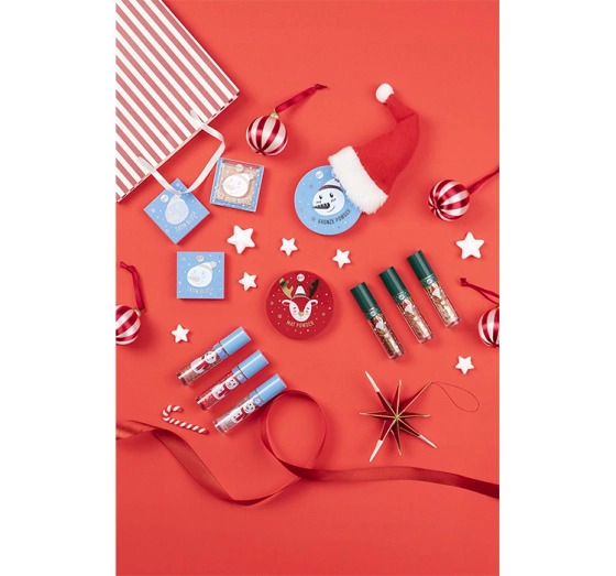 Kliknij na zdjęcie, aby je powiększyć Bell XMAS Lip Gloss 03 Ice Queen Kiss 4,2 g