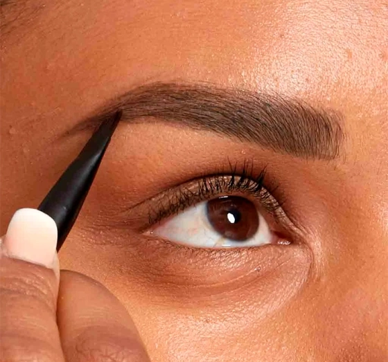 Kliknij na zdjęcie, aby je powiększyć NYX Professional Makeup Tame&frame wasserfeste Augenbrauen-Pomade 02 Chocolate 5g