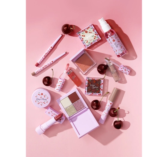 Bell x Kartonii Lippen-Gloss Butter Cake 4,3 g