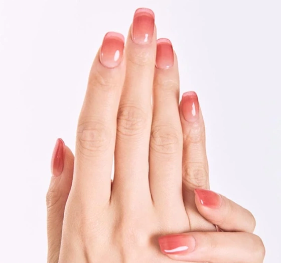 Kliknij na zdjęcie, aby je powiększyć OHORA HYBRIDLACK IM AUFKLEBER BASIC NAILS NO. 1