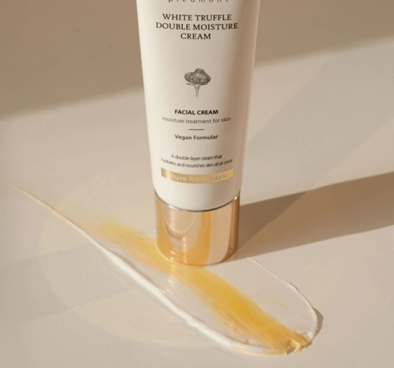 Kliknij na zdjęcie, aby je powiększyć d'Alba White Truffle zweiphasige Feuchtigkeitscreme für das Gesicht 60 ml