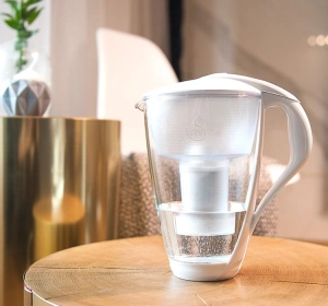 Dafi Crystal LED Glas-Wasserkanne 2 l weiß + Classic-Filter