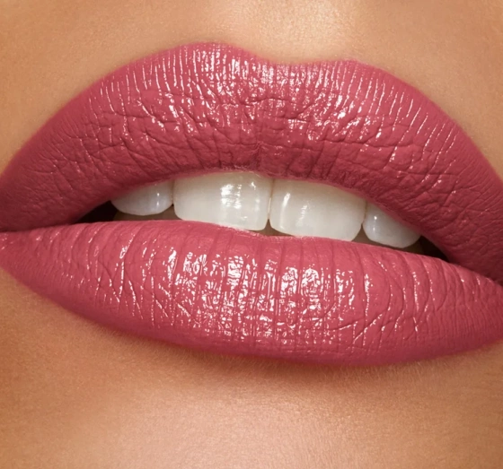 Kliknij na zdjęcie, aby je powiększyć KIKO Milano Smart Fusion Lipstick Lippenstift mit glänzendem Finish 407 Rosewood 3g
