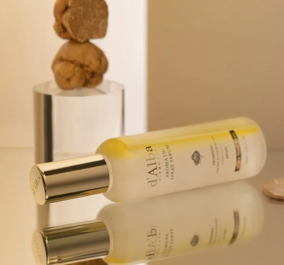 Kliknij na zdjęcie, aby je powiększyć d'Alba White Truffle First Aromatic Feuchtigkeitsspendendes Gesichtsspray-Serum 60 ml
