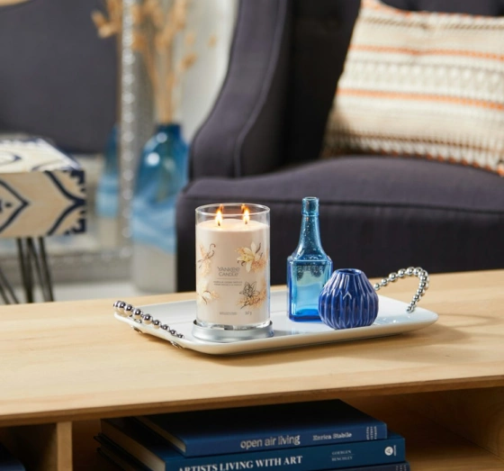 Kliknij na zdjęcie, aby je powiększyć Yankee Candle Signature Tumbler Duftkerze Vanilla Crème Brulee 567 g