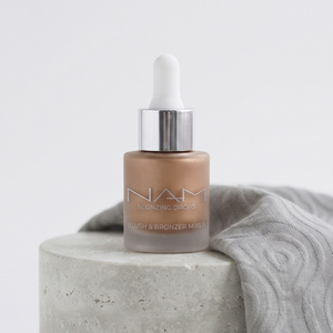 NAM Blonzing Drops – aufhellender flüssiger Bronzer-Rouge 01 15 ml