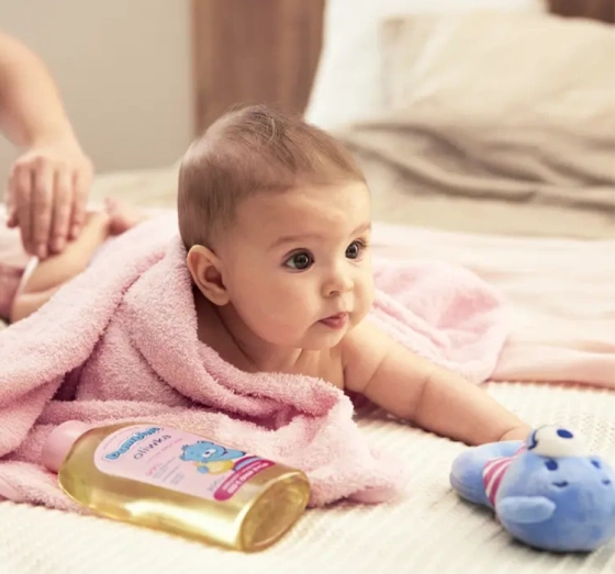 Kliknij na zdjęcie, aby je powiększyć Bambino Olivenöl für Kinder und Säuglinge mit den Vitaminen E und F, 300 ml