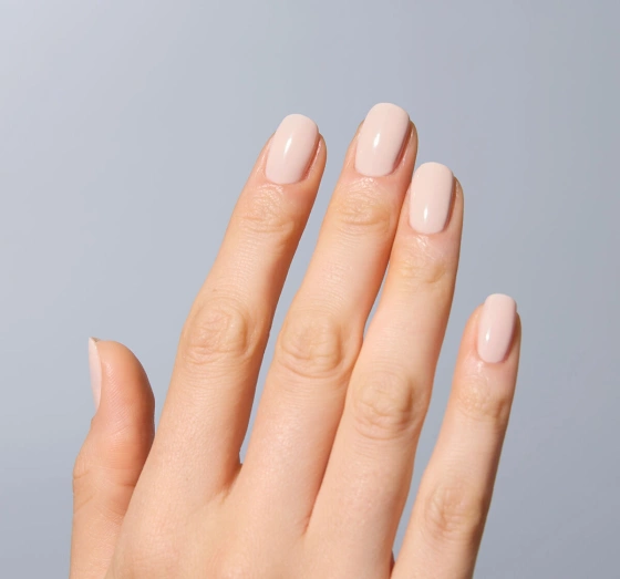 Kliknij na zdjęcie, aby je powiększyć Semilac Nail Lacquer Klassischer Nagellack 104 Cream Supreme 9 ml