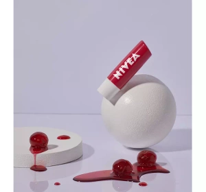 NIVEA Pflegender Lippenstift Cherry Shine 4,8 g