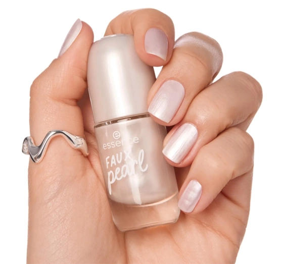 Essence Gel-Nagellack 71 Faux Pearl 8 ml