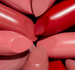 Eveline Cosmetics Celebrity Lips Satin Cremiger Lippenstift mit Satin-Finish 429 Mauve 4,1 g