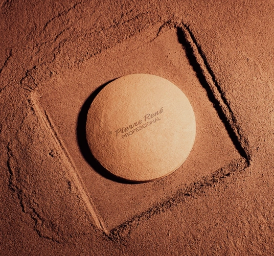 Kliknij na zdjęcie, aby je powiększyć PIERRE RENE CONTOURING MATTE BRONZER BRÄUNUNGSPUDER 10G
