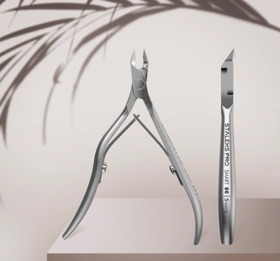 Kliknij na zdjęcie, aby je powiększyć Staleks Pro Smart Professionelle Nagelhautzangen 80/5 mm