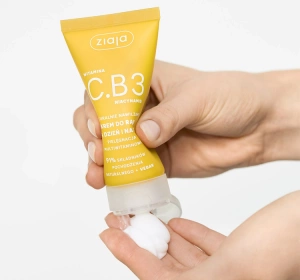 Ziaja Witamina C. B3 Multivitamin-Handcreme für Tag und Nacht 50 ml 