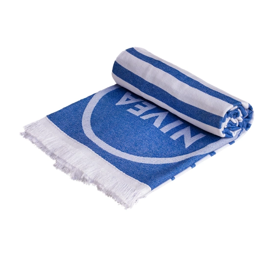 Kliknij na zdjęcie, aby je powiększyć NIVEA SUN Badetuch Hammam