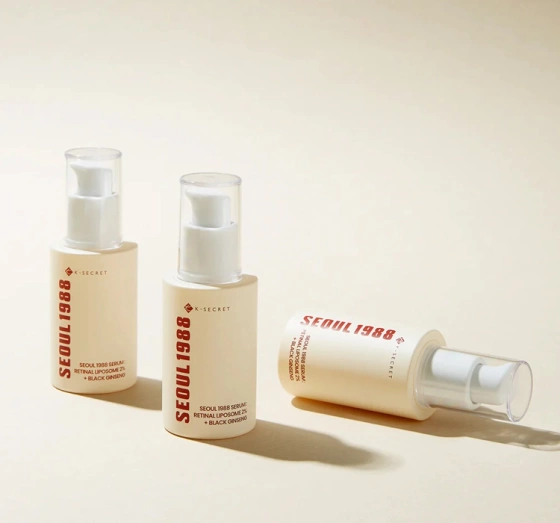 Kliknij na zdjęcie, aby je powiększyć K-Secret Seoul 1988 Straffendes Gesichtsserum mit Retinalem 50 ml