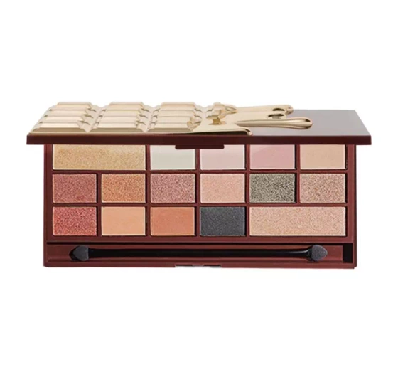 Kliknij na zdjęcie, aby je powiększyć MAKEUP REVOLUTION I LOVE CHOCOLATE EYESHADOW PALETTE 24K GOLD