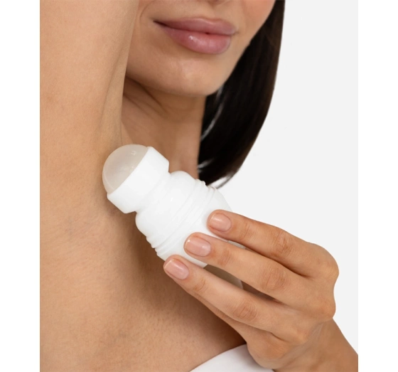 Veoli Botanica Shield Me Daily Mineralisches Roll-On Deodorant für normale Haut 50 ml