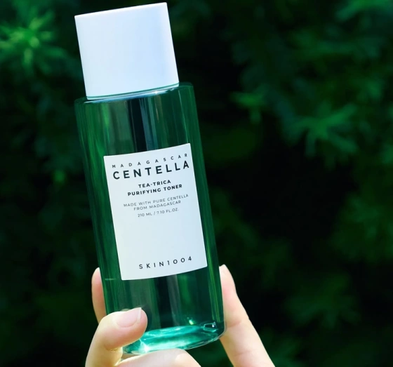 Skin1004 Tea-Trica Purifying Toner für zu Akne neigende Haut 210 ml