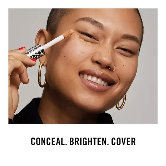 Kliknij na zdjęcie, aby je powiększyć RIMMEL MULTI-TASKER CONCEALER FÜR GESICHT UND UNTER DIE AUGEN 020 FAIR 10ML