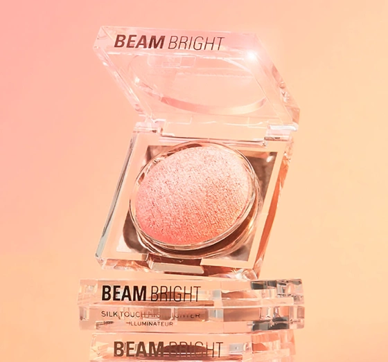 MAKEUP REVOLUTION BEAM BRIGHT HIGHLIGHTER BRONZE BADDIE 2,45G