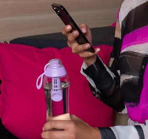 Dafi Soft Filterflasche mit Aktivkohlefilter 0,5 l Violett