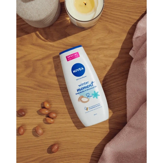 Kliknij na zdjęcie, aby je powiększyć NIVEA Winter Moment Shea Butter&Botanical Oil Cremiges Duschgel 250 ml