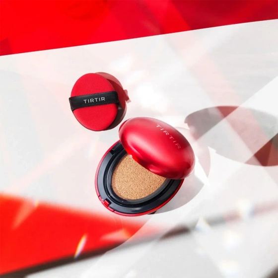 TIRTIR Mask Fit Red Cushion SsPF40 PA++ langanhaltende Mini-Gesichtsgrundierung in Kompaktform 27N Camel 4,5 g
