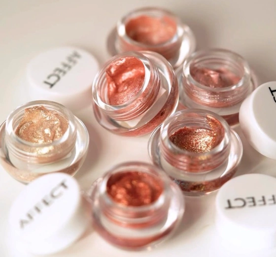 Kliknij na zdjęcie, aby je powiększyć AFFECT EYECONIC MOUSSE AFFECT EYECONIC MOUSSE LIDSCHATTEN E-0001 ICON 5G