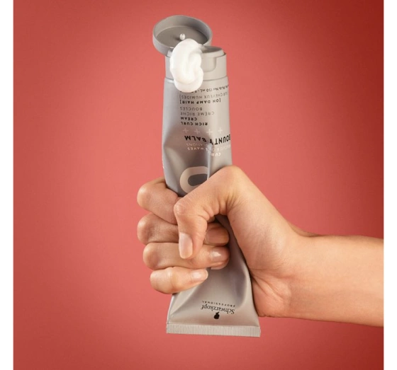 Kliknij na zdjęcie, aby je powiększyć Schwarzkopf Osis+ Bounty Balm Creme für lockiges und welliges Haar 150ml