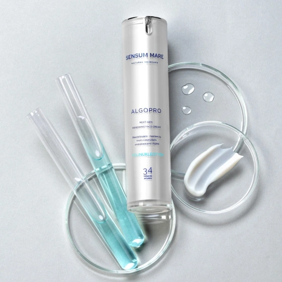 Kliknij na zdjęcie, aby je powiększyć Sensum Mare Algopro Revitalisierend-reparierende Creme mit 9% Peptid- und Aminosäurenkomplex mit PDRN 50 ml