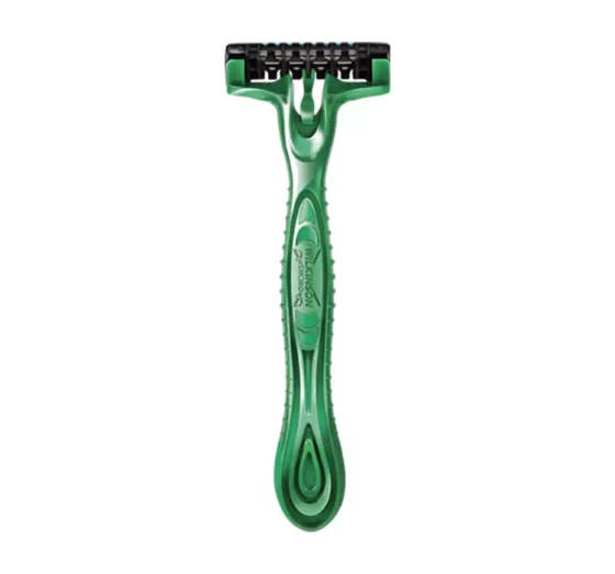 Kliknij na zdjęcie, aby je powiększyć Wilkinson Sword Essentials 3 Sensitive Einwegrasierer für Männer, 8 Stück
