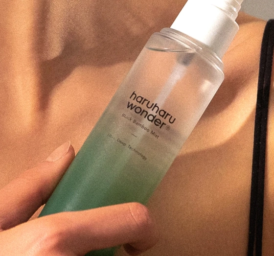 Haruharu Wonder Black Bamboo Feuchtigkeitsspendendes Gesichtsspray 150 ml