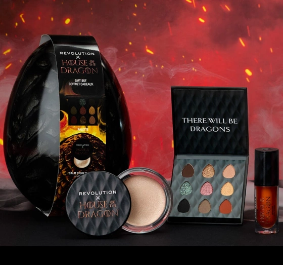 Makeup Revolution x House Of The Dragon Kosmetik-Set Schatten-Palette + Lipgloss + Highlighter