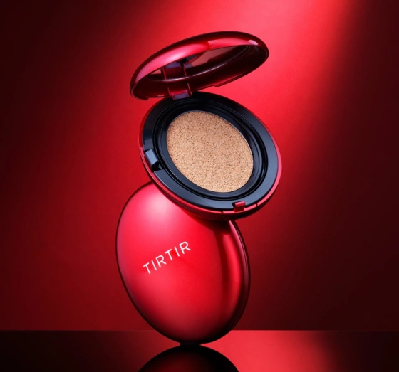 Kliknij na zdjęcie, aby je powiększyć TIRTIR Mask Fit Red Cushion SPF 40 PA++ Langanhaltende Compact Foundation 24W Soft Beige 18 g