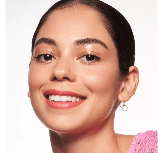 Essence Baby Got Glow Flüssiger Highlighter 10 Sassy In Silk 10 ml