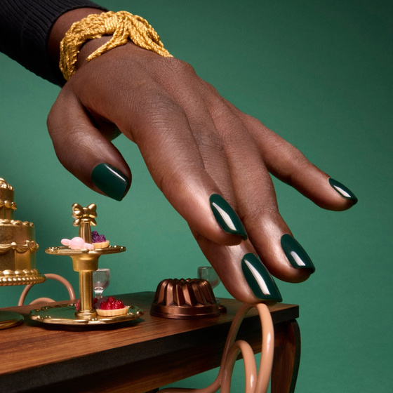 Manucurist Green – klassischer Nagellack „Emerald“, 15 ml