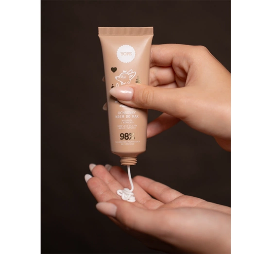 Kliknij na zdjęcie, aby je powiększyć Yope Winterstimmung Schützende Handcreme 50 ml