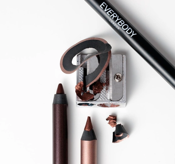 Everybody London Satin Kajal Satin-Augenstift Deep Black 1 g