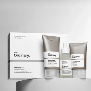 The Ordinary The Daily Set Pflegeset für trockene Haut Gel 50 ml + Serum 30 ml + Creme 30 ml