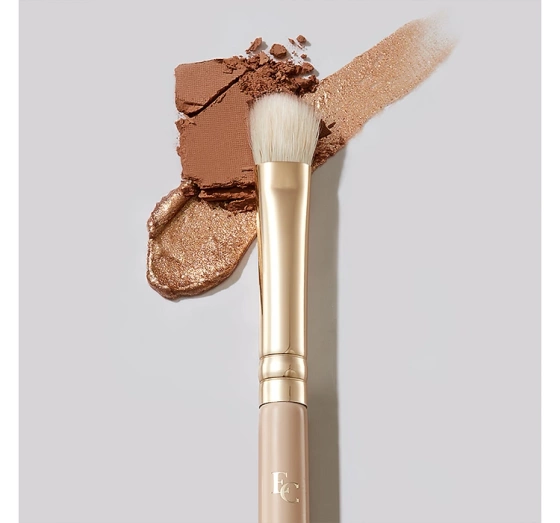 EVELINE PINSEL ZUM AUFTRAGEN VON LIDSCHATTEN E01